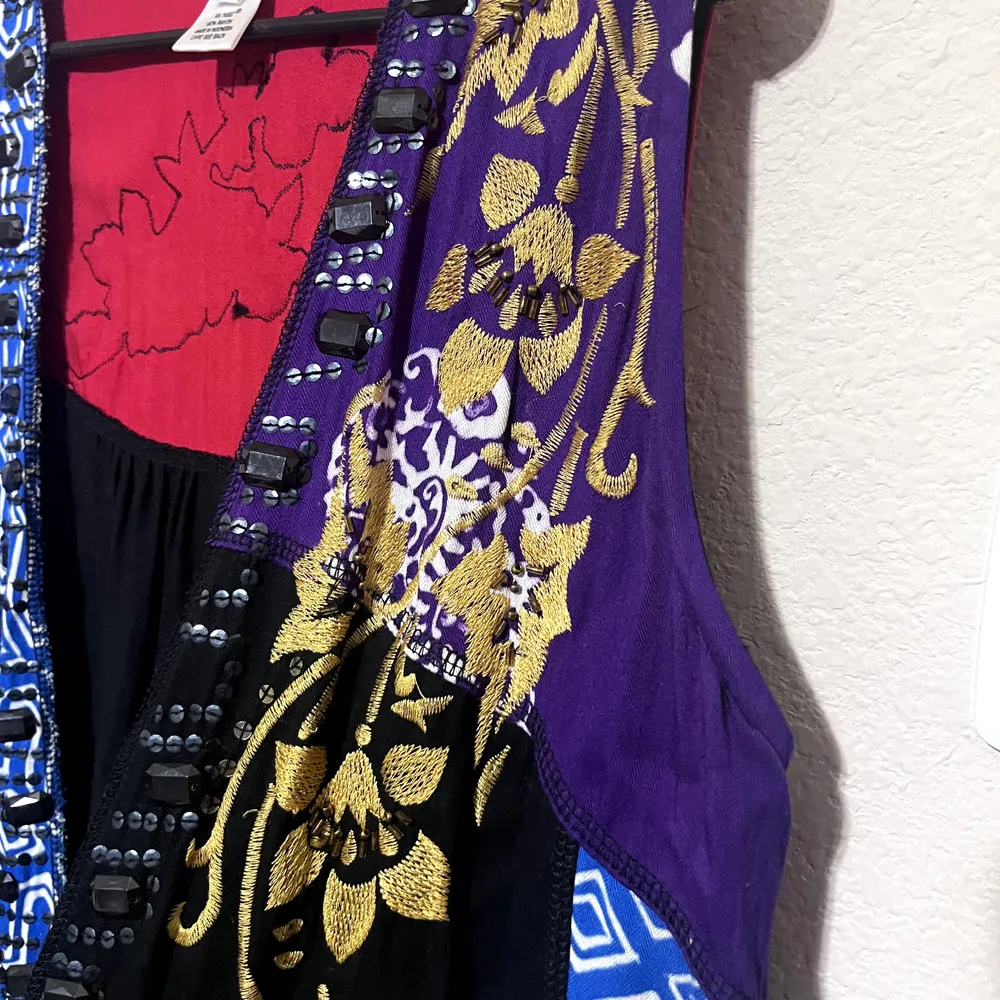 Usindo Vest sz S Beaded Embroidered Flowers Patchwork colorful Boho Art to wear Purple - Image 4