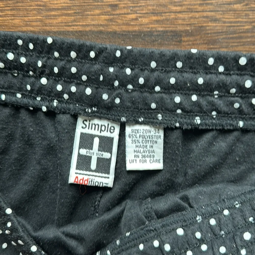 Simple Addition Pajama Set Black and White Polka Dot 20W - Image 8