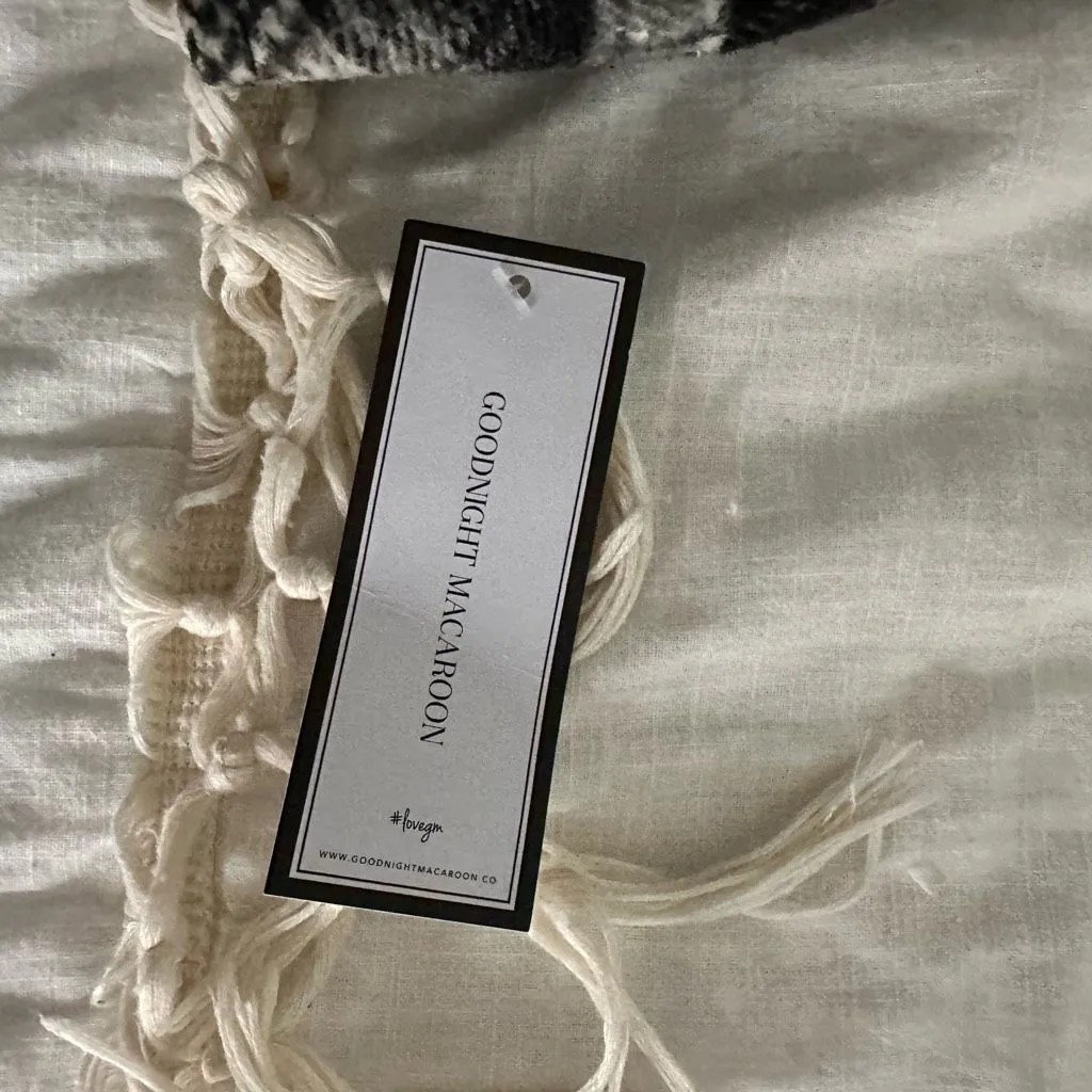 Goodnight Macaroon Women’s Small Black White Plaid Shacket New with Tags - Image 5