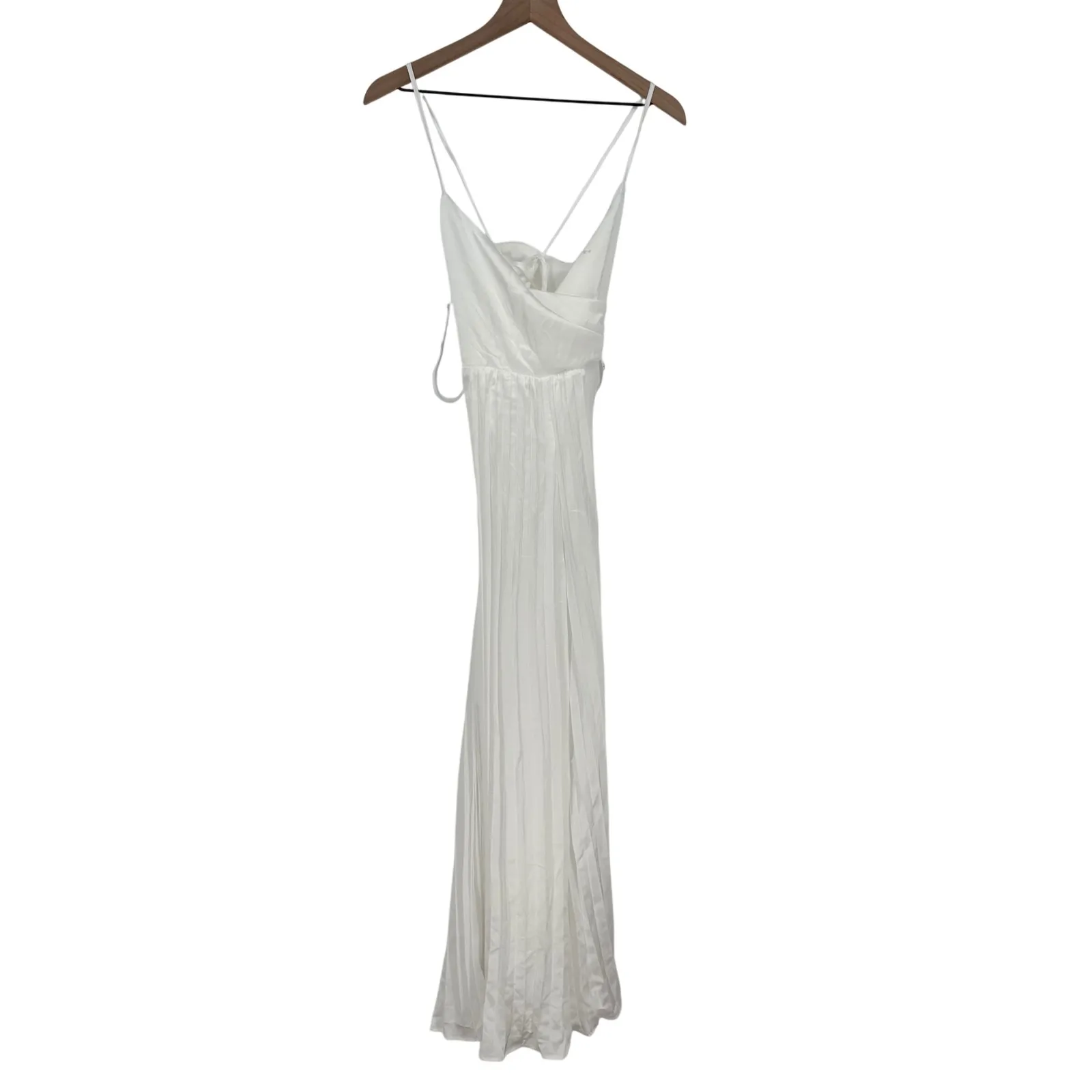 Lulus‎ Memorably Sophisticated White Satin Pleated Backless Jumpsuit Size XS - Image 3