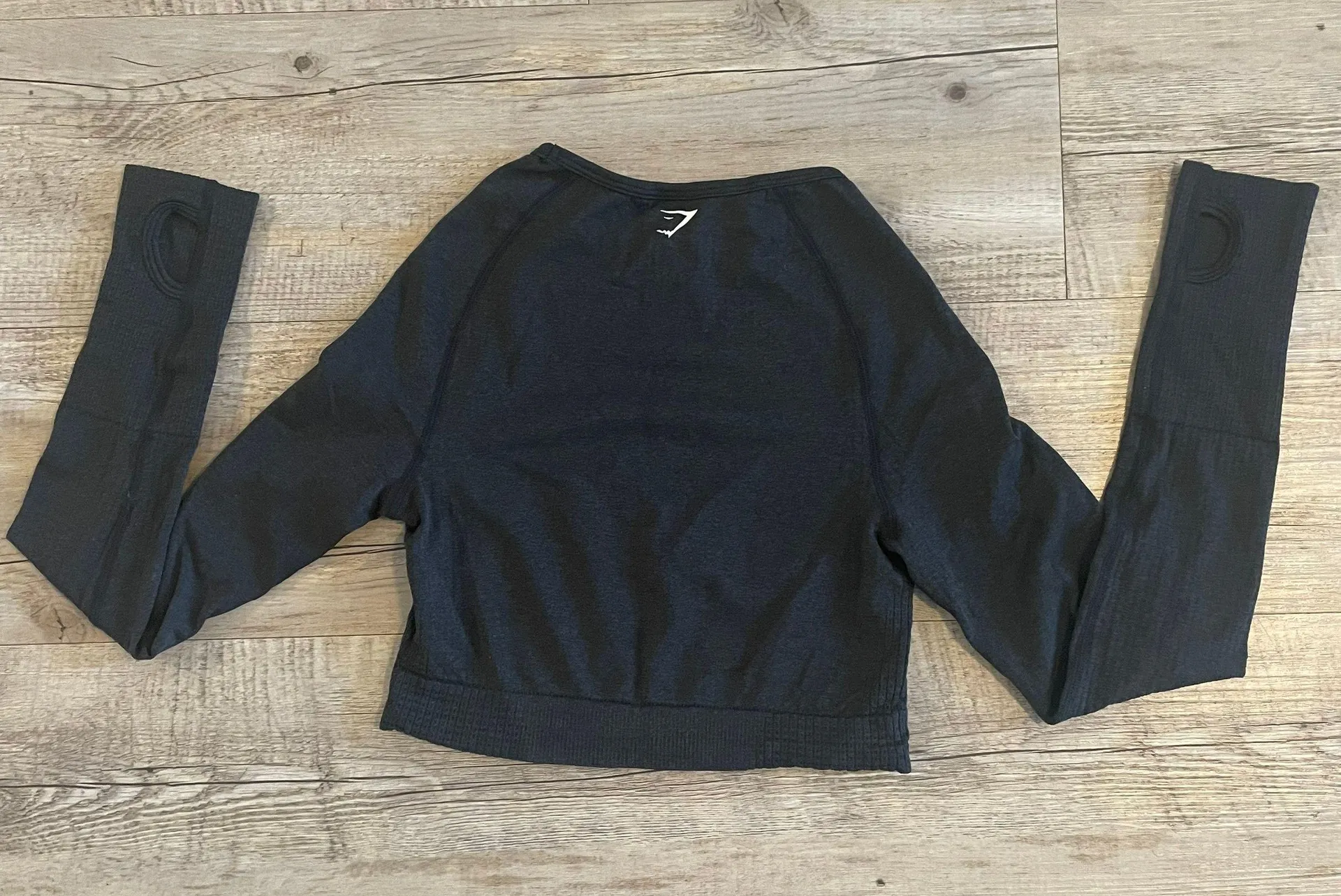Vital Seamless Long Sleeve Crop Top - Image 3