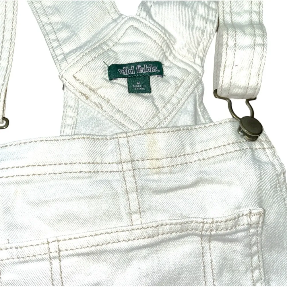 WILD FABLE White Overall Denim Ripped Shorts Size M - Image 5