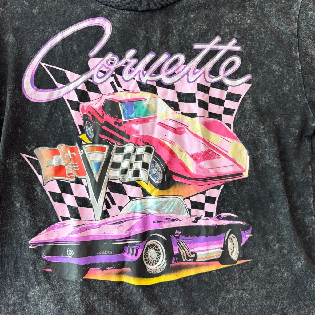 Chemistry Women's Small Corvette Graphic T-Shirt - Image 3
