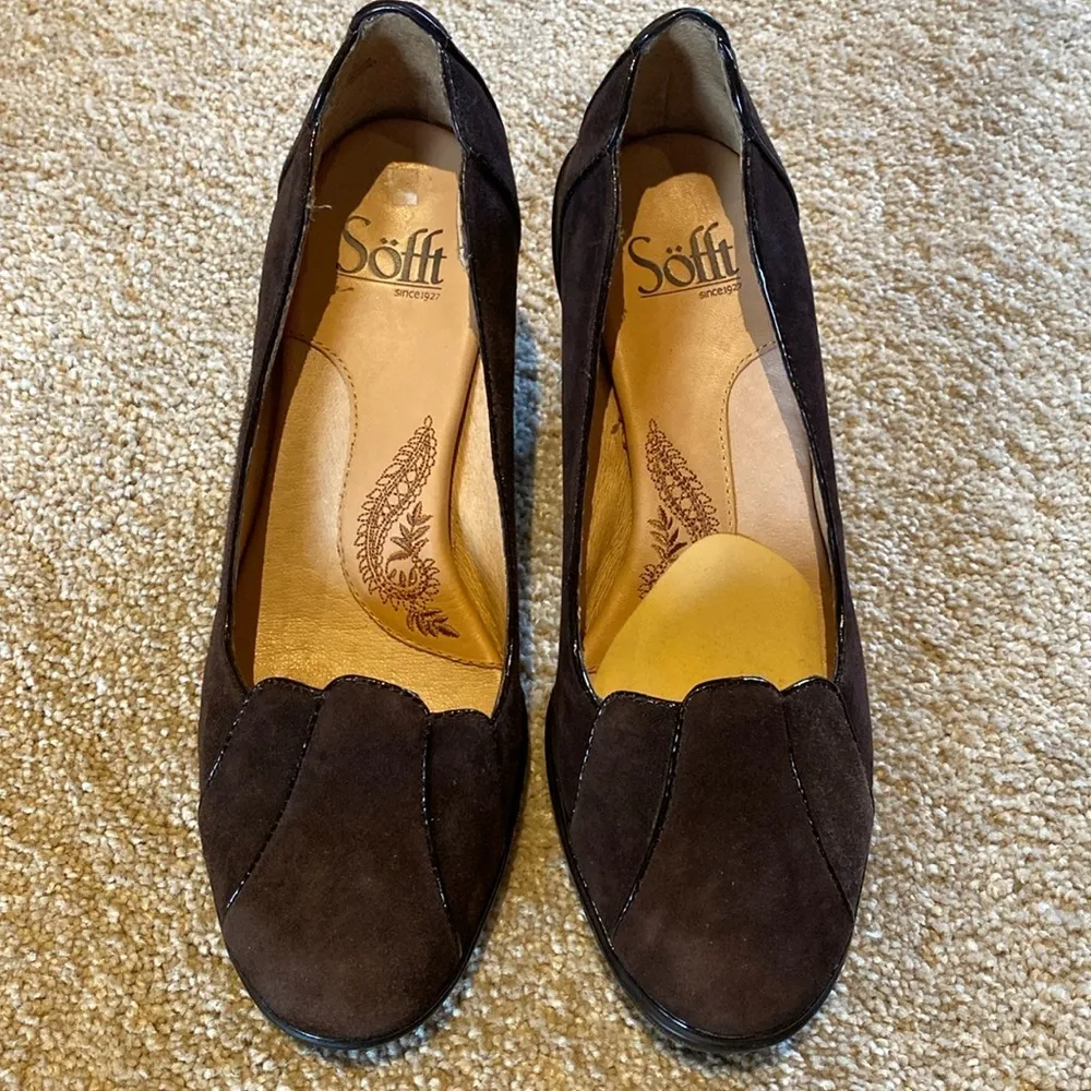 SOFFT Brown Leather Suede Scalloped Heeled Pump Size 7 - Image 8