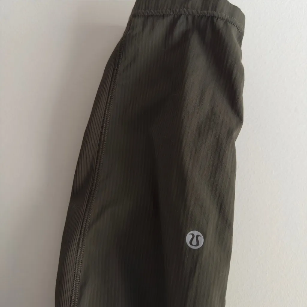 Lululemon Dance Studio Crop *25" in Dark Olive Stretch Cropped Pockets Athletic - Image 7