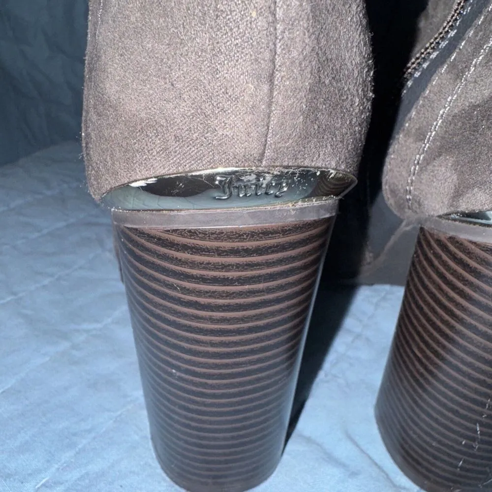 Juicy Couture Brown Suede Zip Platform Chunky Block Ankle Booties Sz 7.5 - Image 4