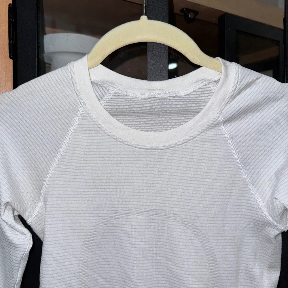 Lululemon Swiftly Tech Long Sleeve Shirt 2.0 Race Length tee white waist top - Image 6