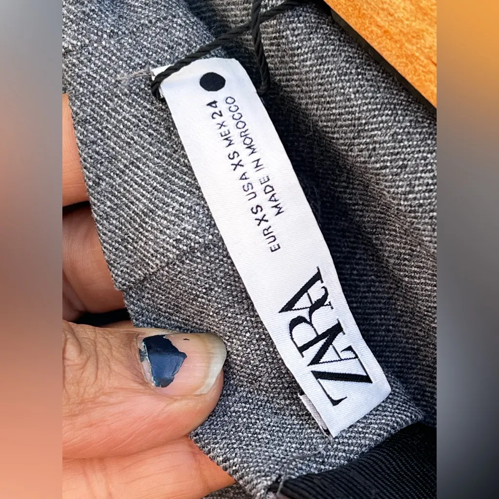 Zara MIDI Pencil Skirt With Slit  On The Back - Image 9