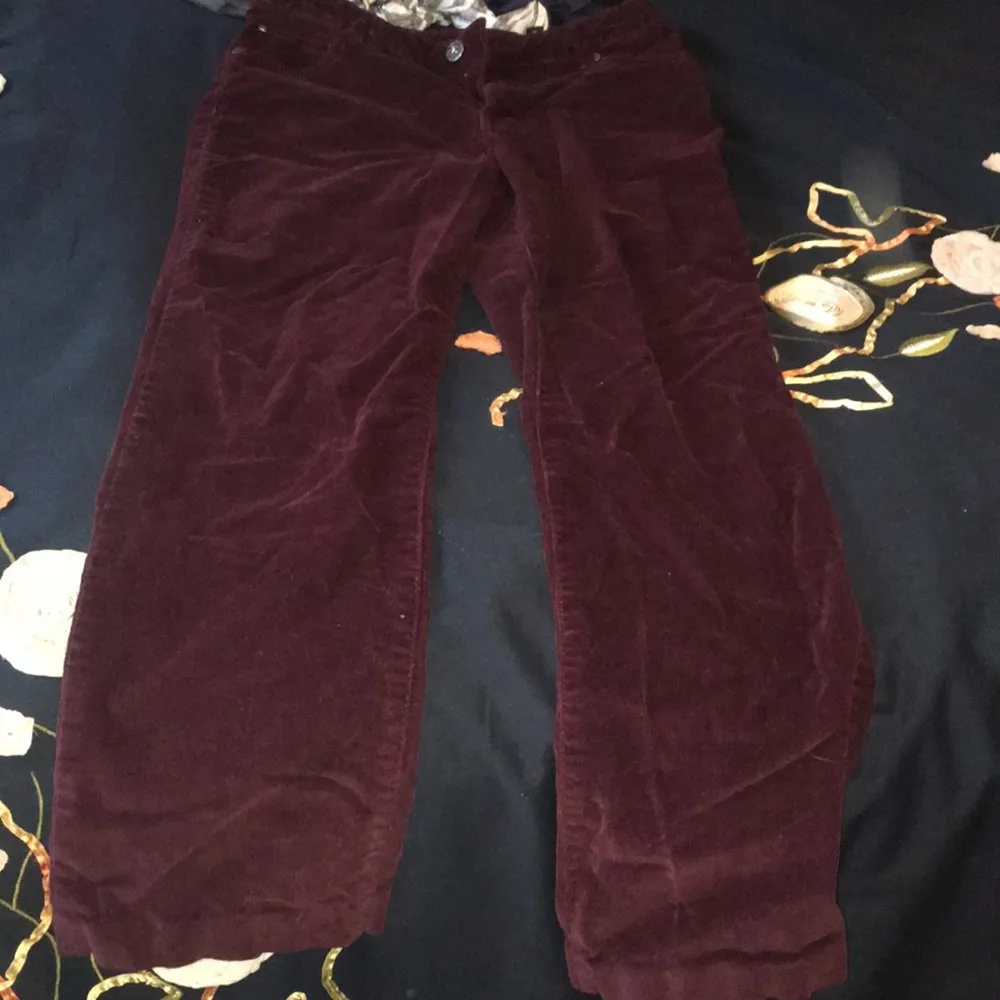 Maroon corduroy mom jeans - Image 5