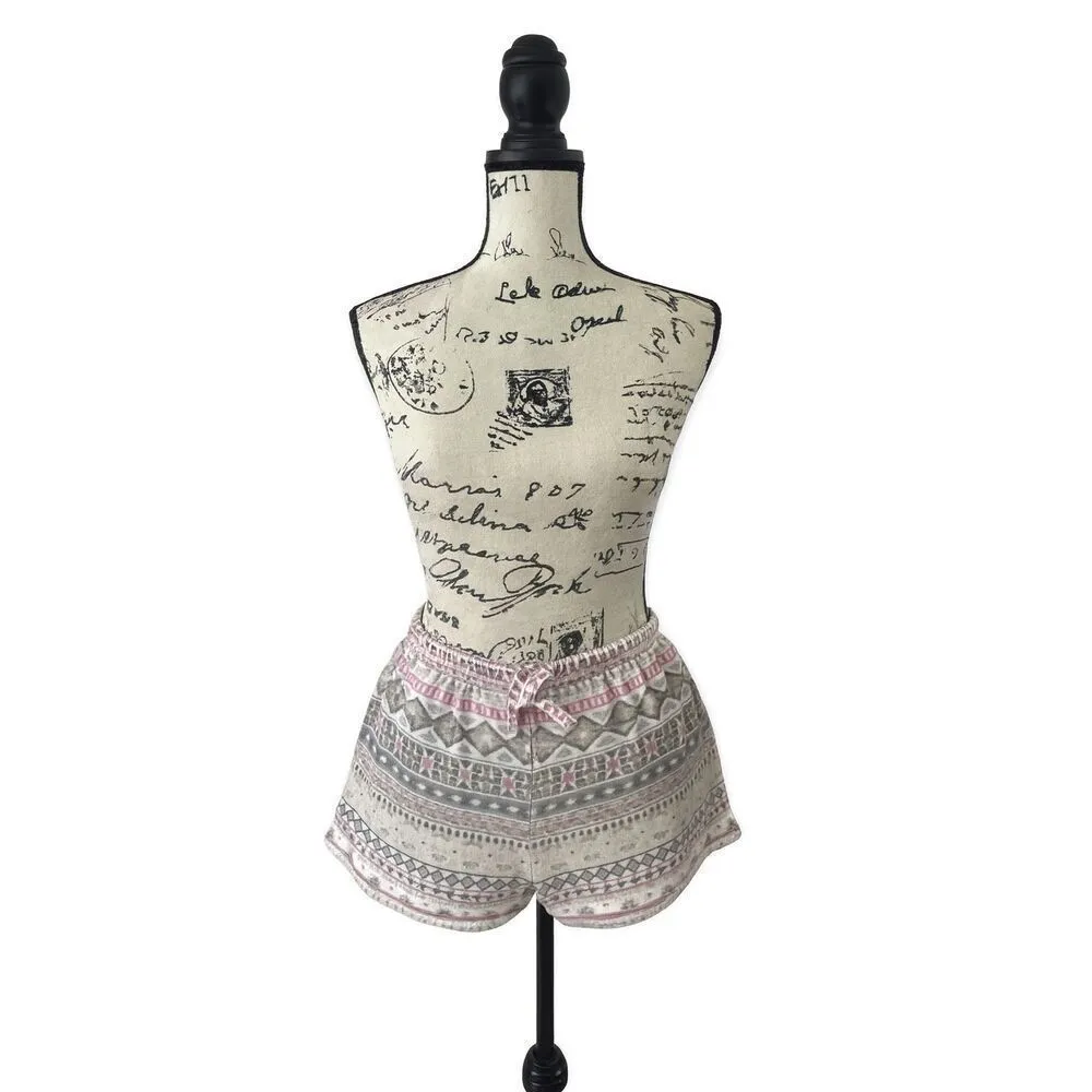 Women’s Fleece Lounge Shorts SZ M – Winter Geometric Print Size M - Image 3