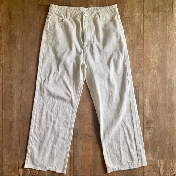 Mable Boutique White High Rise Straight Leg Distressed Hem Jeans Size Large - Image 1