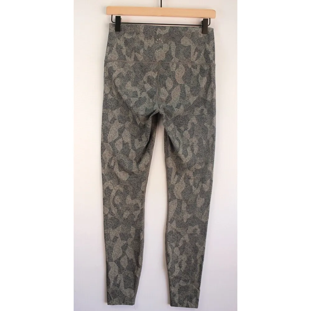 Varley Womens Leggings Brown High Waist Pull On Digital Camo Stetch Size Medium - Image 6