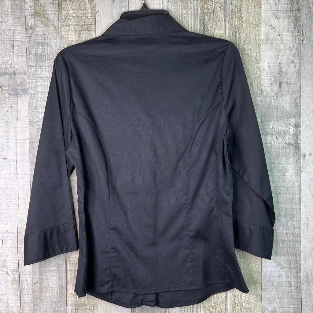 Riders By Lee Small Black Button Front Collared 3/4 Sleeve Button Cuff Shirt - Image 2