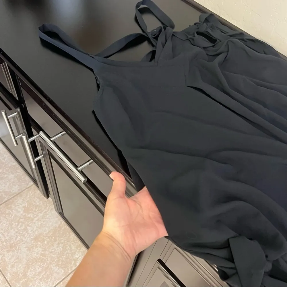 Malia Mills Limited Edition black romper, straps, size 2 - Image 7