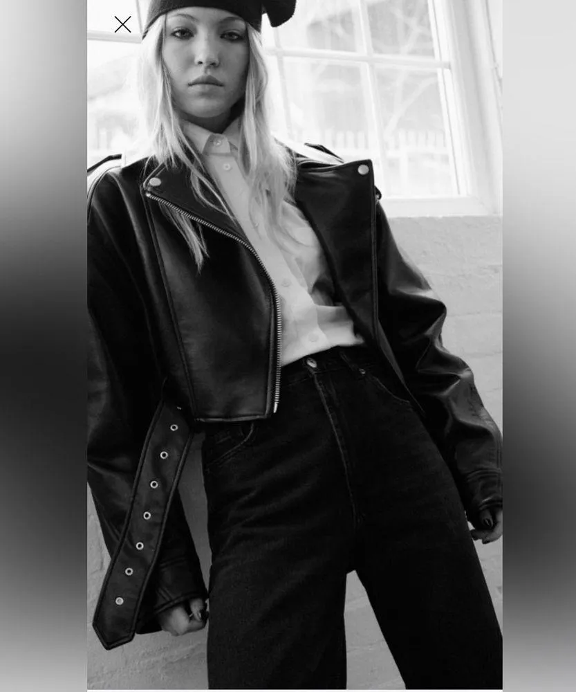 NWT ZARA Women's Black High Waisted Full Length Wide Leg Jeans - Image 4