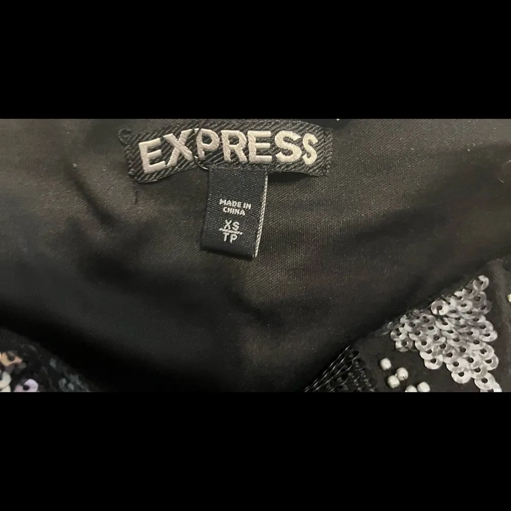 Express sparkly lined mini skirt in xs - Image 3
