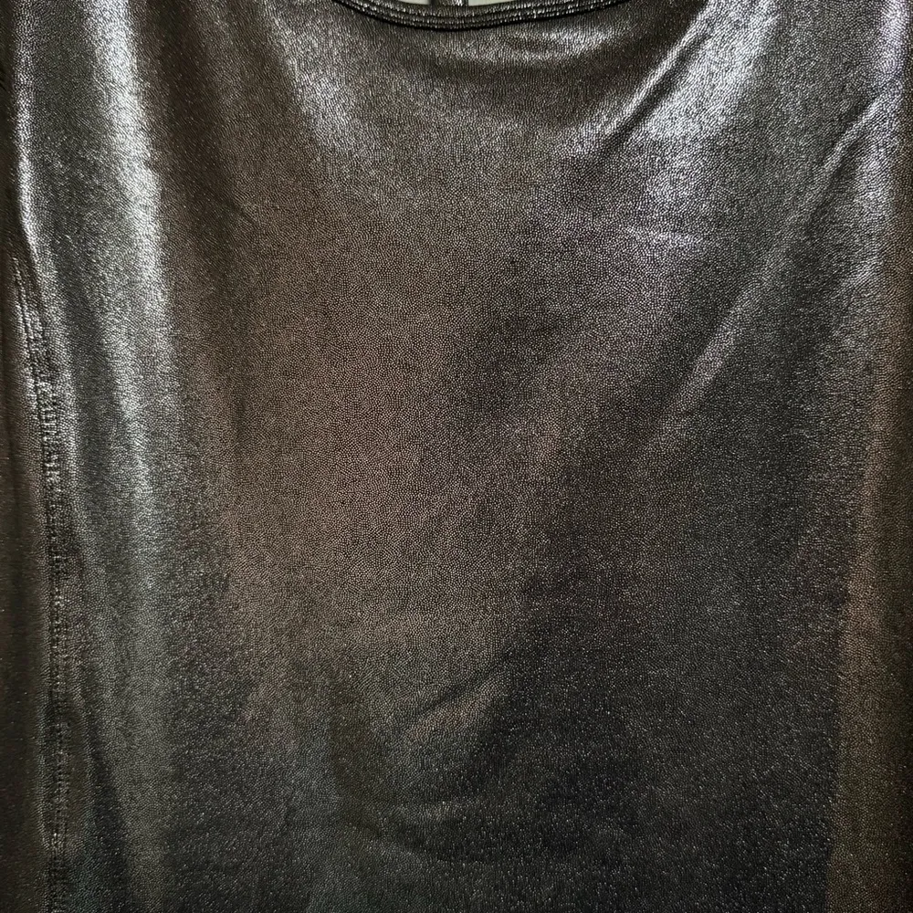 LIVI Active Shiny Dark Silver Pewter Metallic Tank Cage Cutout Back Size 22/24 - Image 3