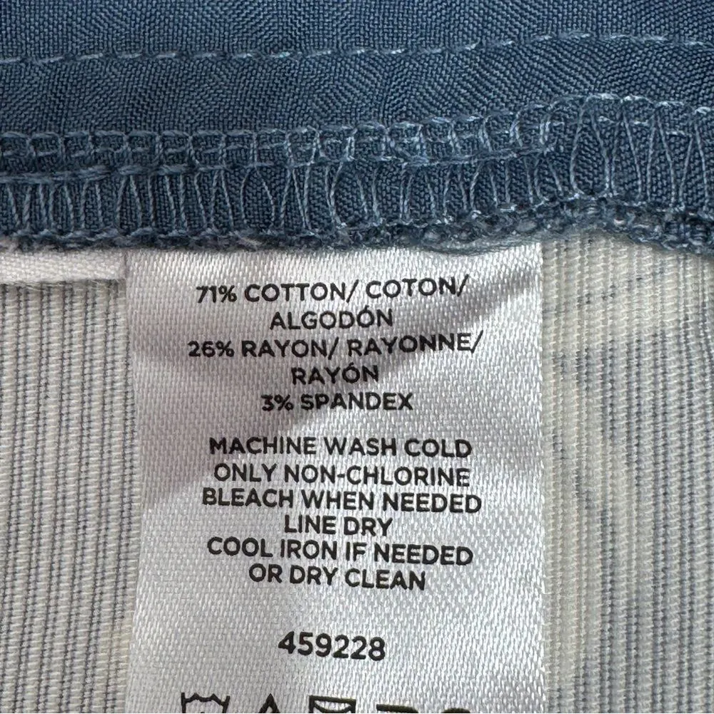 Loft Floral Peacock Bird Ruffle Pocket Riviera Chino Shorts Blue White Size 4 - Image 9