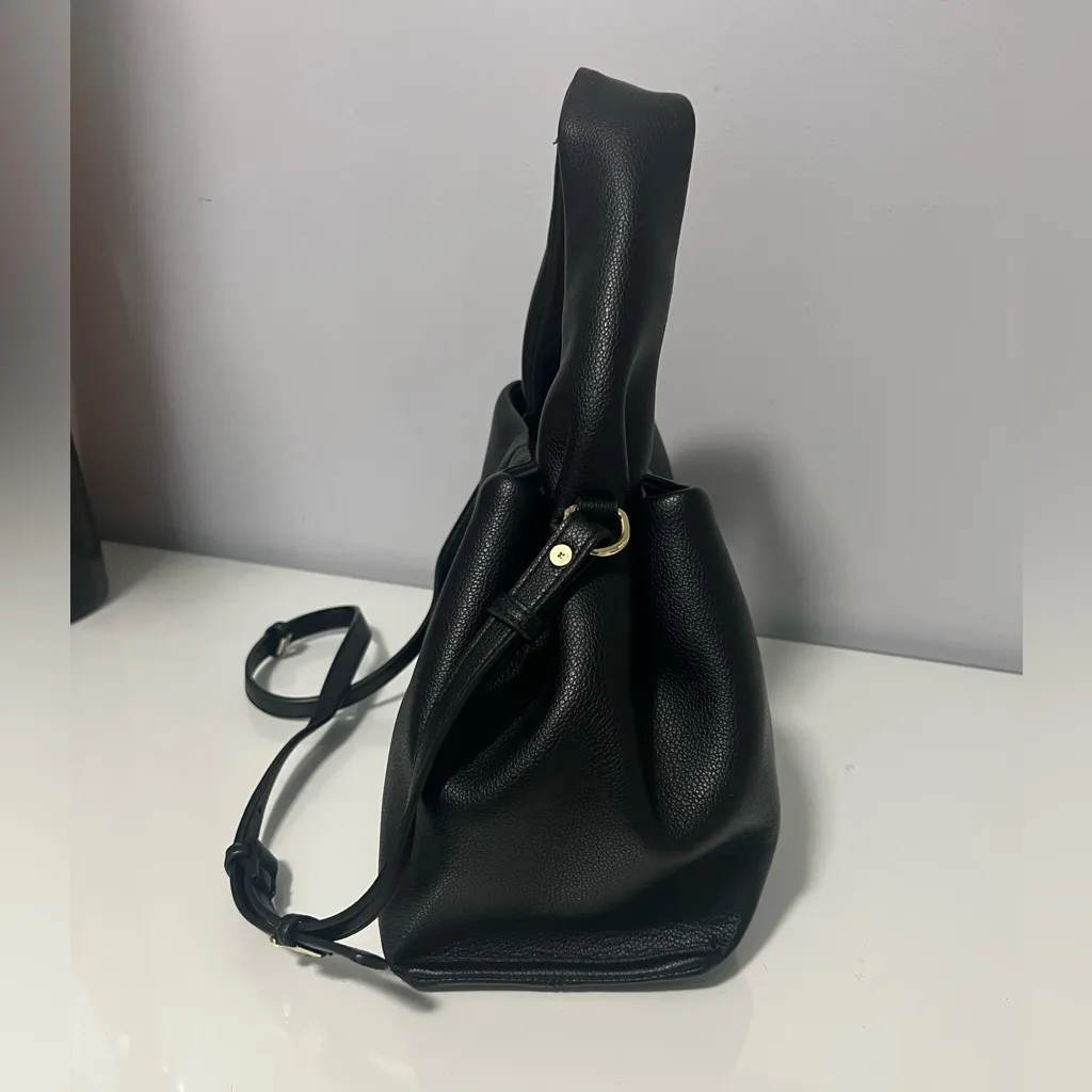 Elegant Black Women's Handbag - Image 4