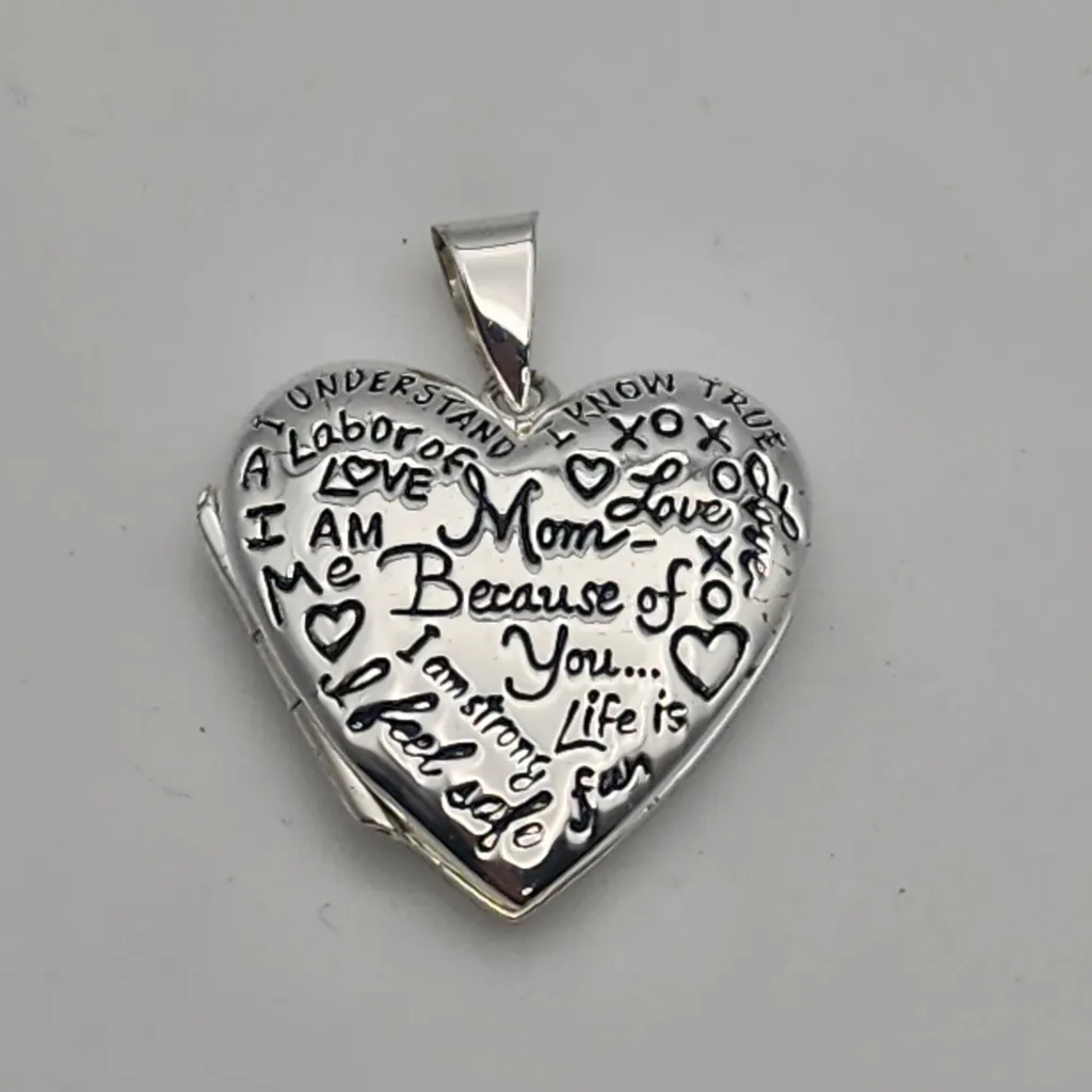 LA Jewelry Sterling Silver Mom Heart Locket - Image 2