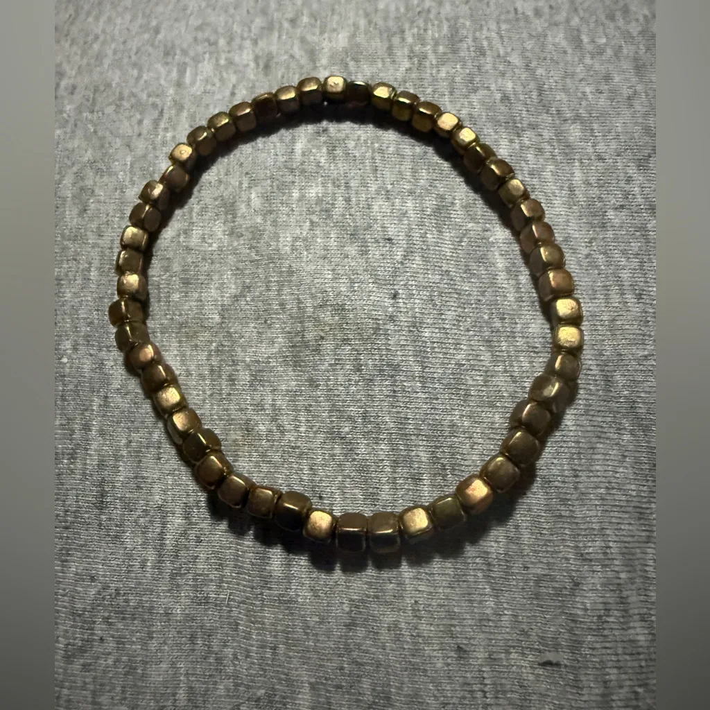 Gold Beaded Bracelet Size 6 - Image 2