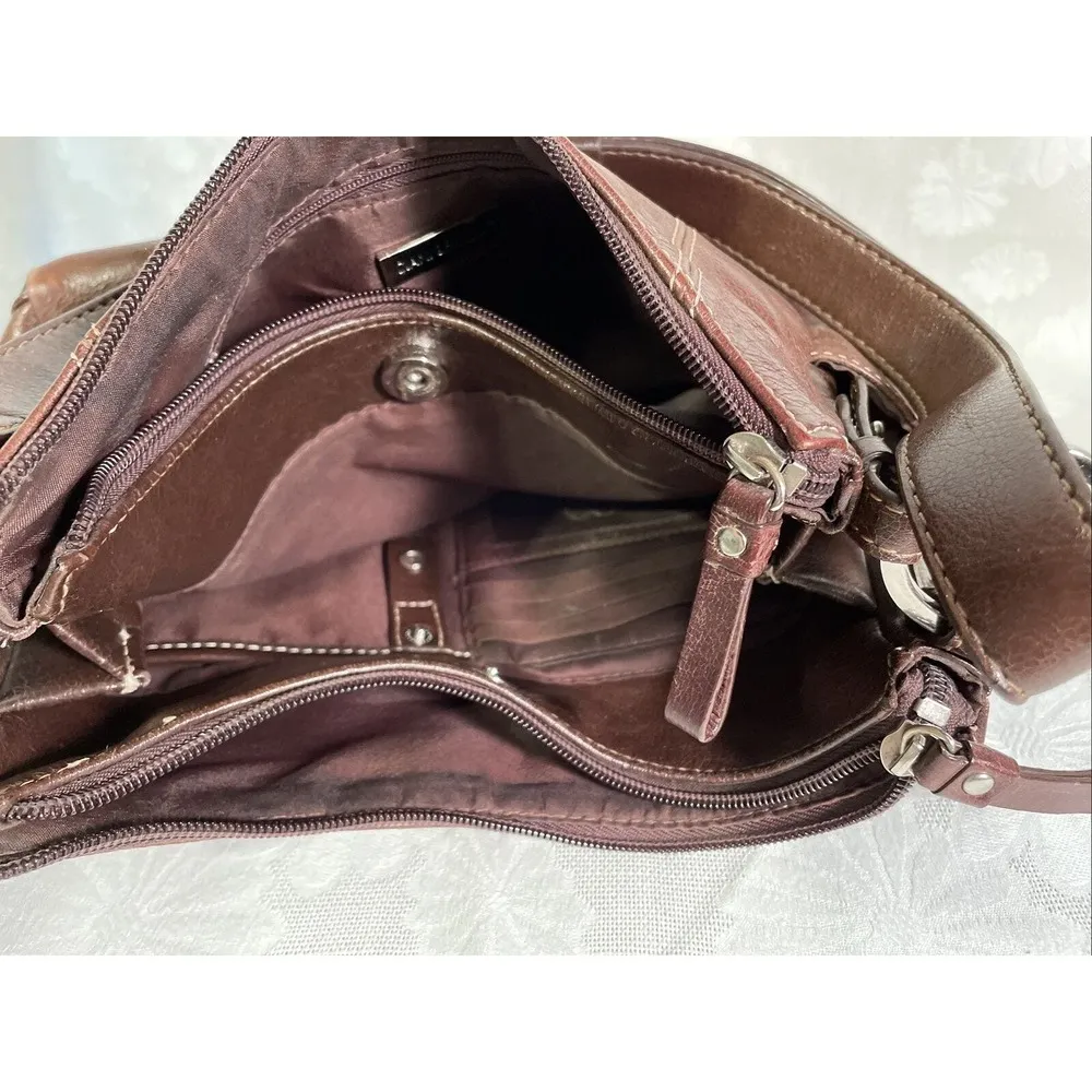 Giani Bernini  Brown Leather Classic Shoulder Bag - Image 6