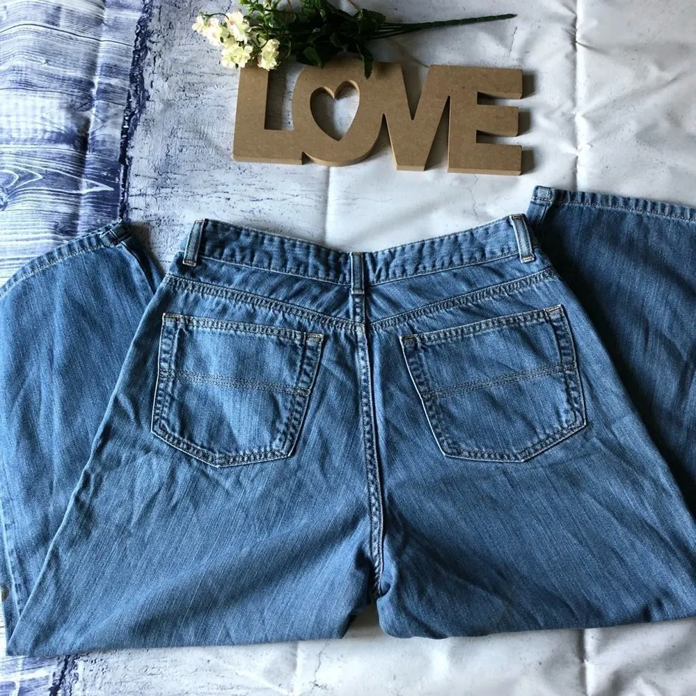 LL Bean Jean Classic Fit Capris (NOTE:READ FLAW) - Image 3