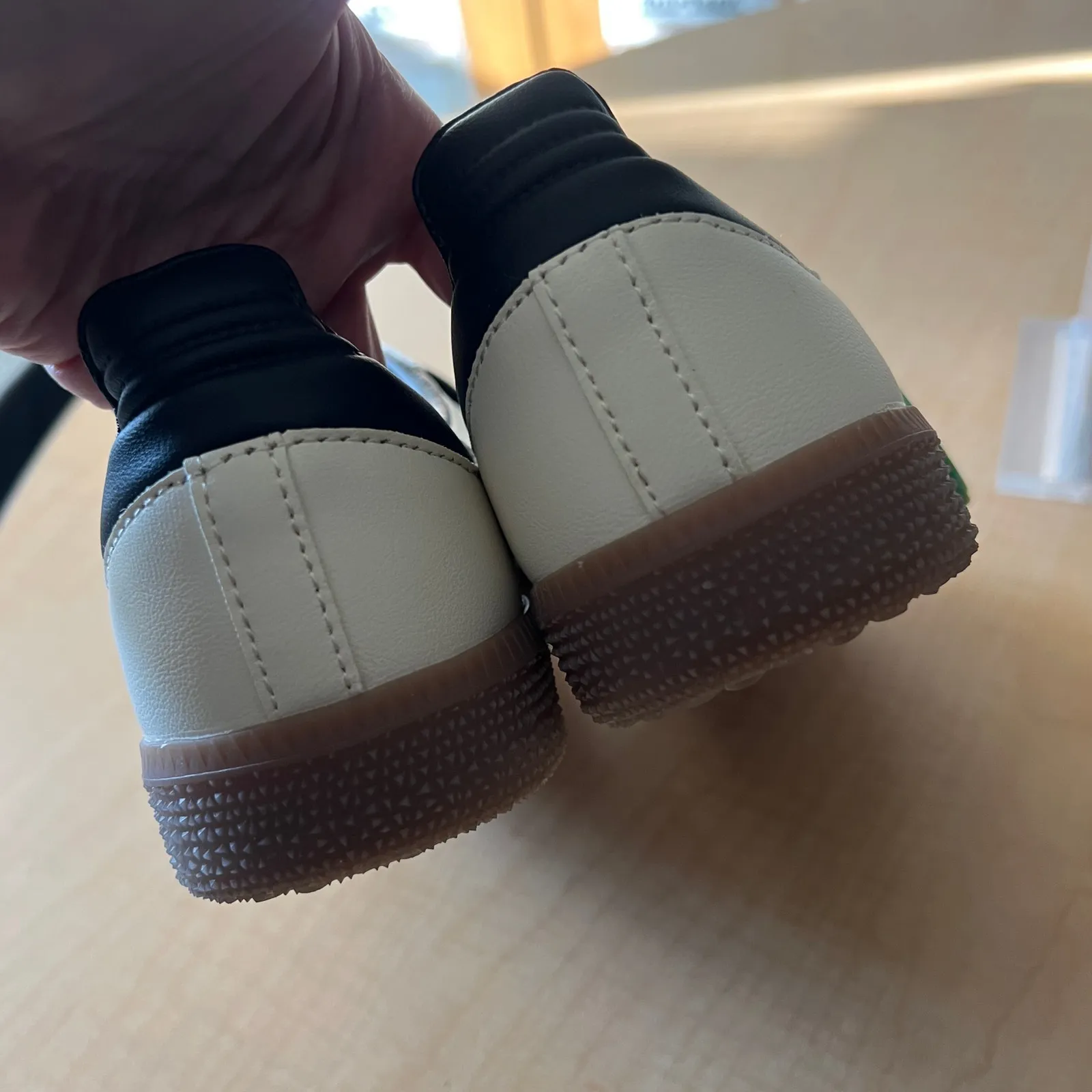 NWT Adidas Women SAMBA OG SHOES in Cream White / Core Black / Sand Strata 6.5 - Image 6