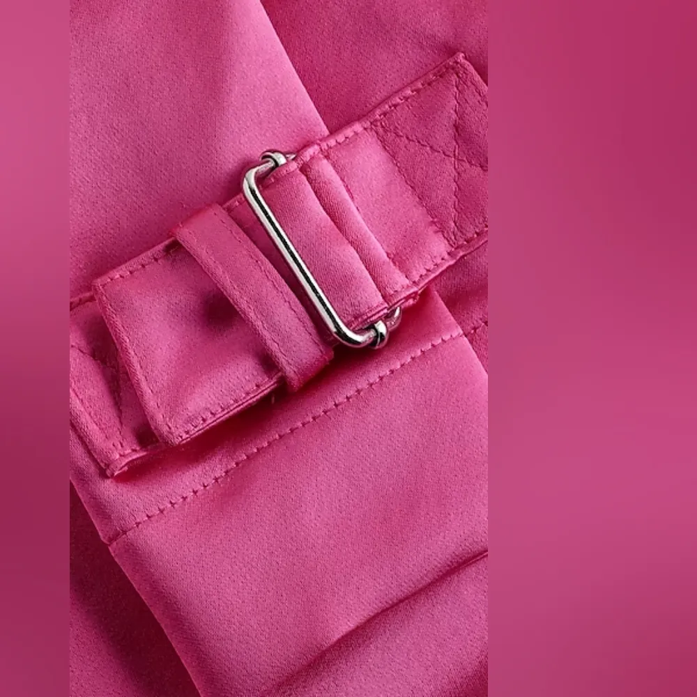 NWT EXPRESS Super High Waisted Satin Cargo Ankle Pant Size 2L - Image 10