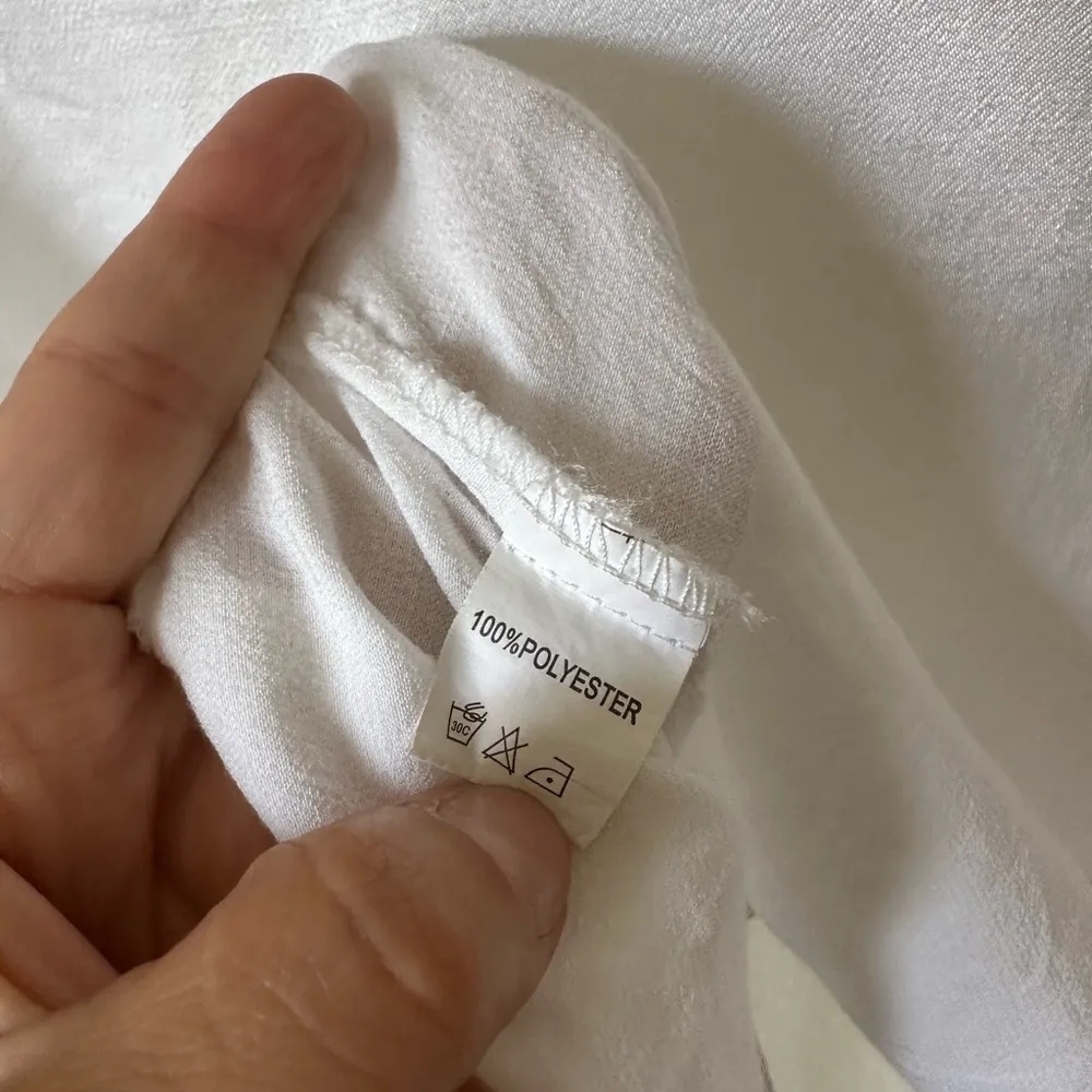 Princess Polly White Crop Tie Front Blouse - Image 4