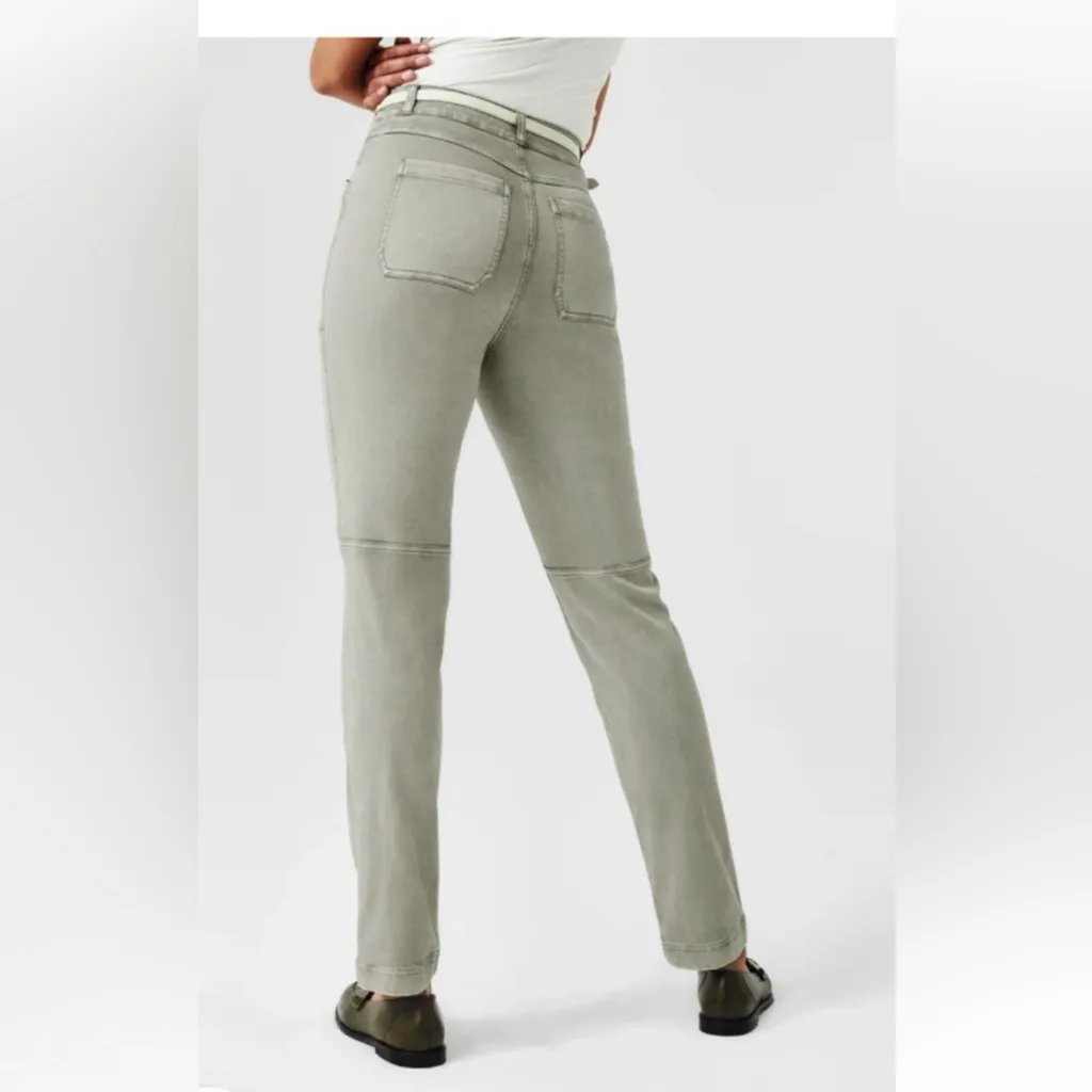 NWT SPANX Stretch Twill Straight Leg Pant in Olive Oil Womens Size M - Image 2