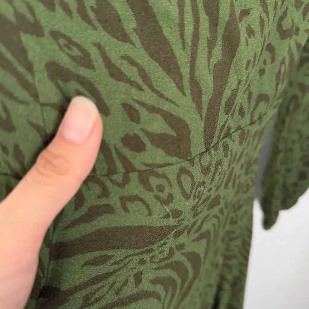 Reformation 2 Mochi Jungle Mini Dress Green Leopard Animal Print Long Sleeve - Image 5