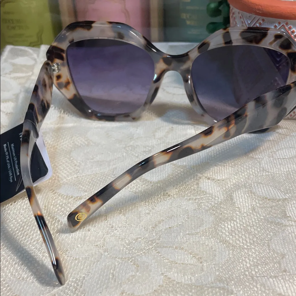 😎😎😎BOGOHO 😎😎😎Max Edition Tortoise Shell Sunglasses-NWT - Image 3