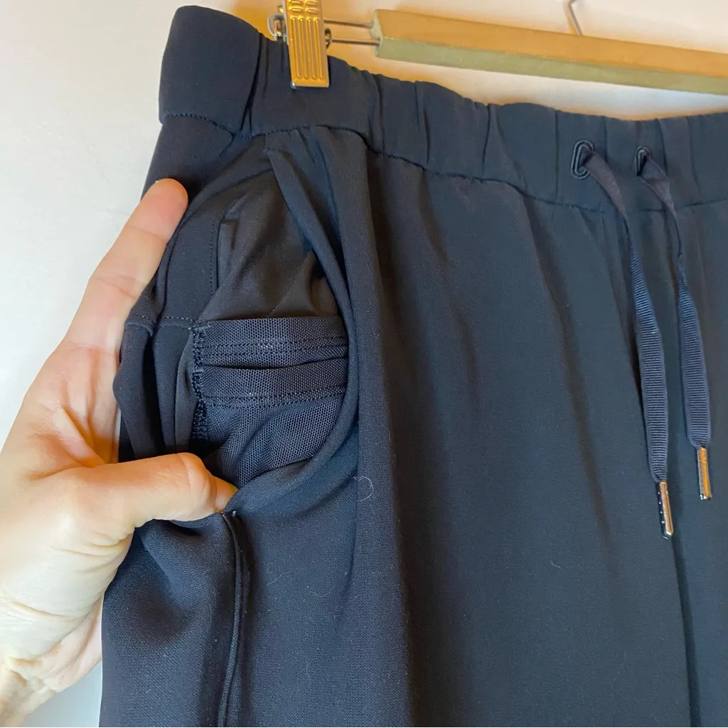 LULULEMON On the Fly Jogger Pants *Woven Black Sz 10 W5BZDS - Image 6