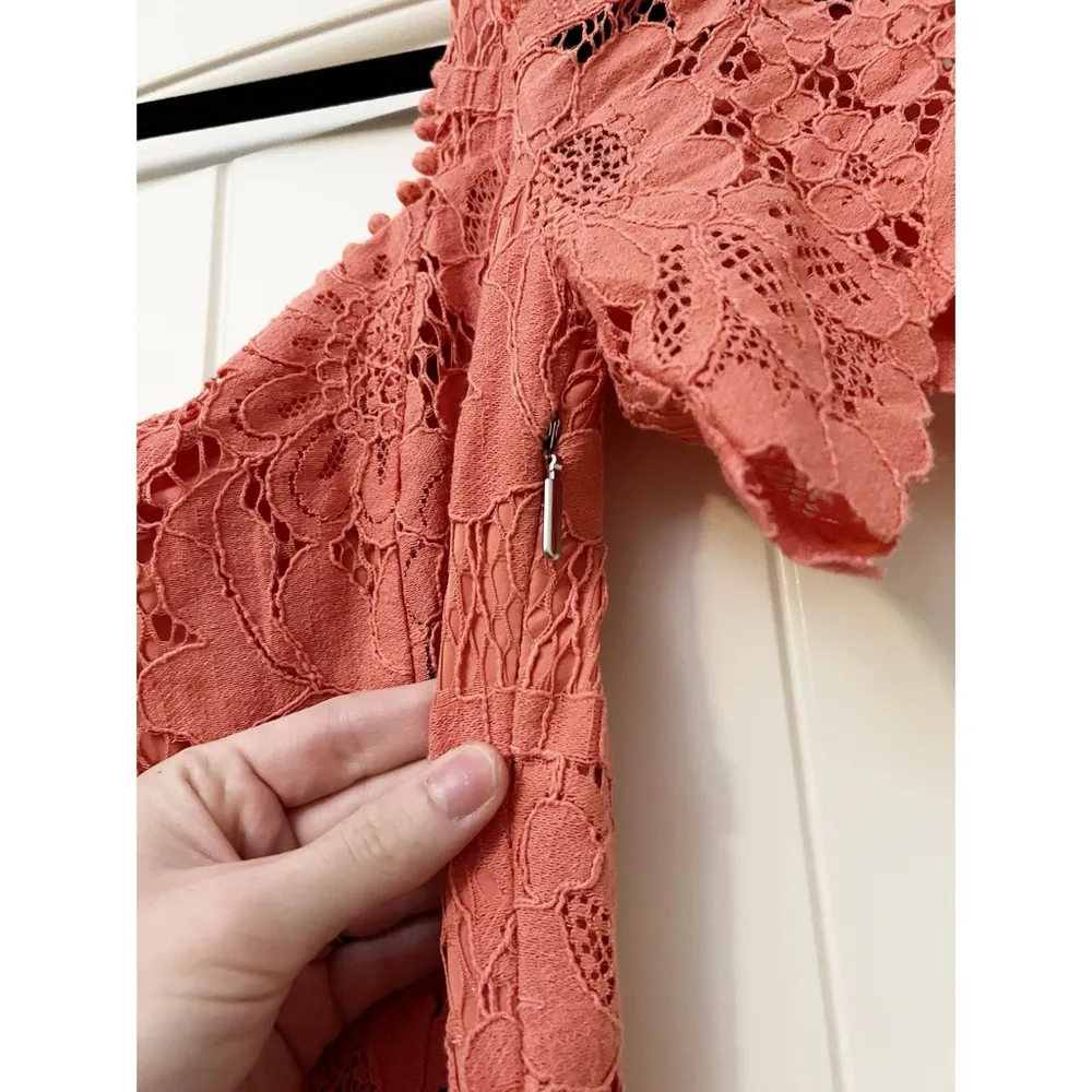 Saylor Louisa Lace Midi Dress - Image 7