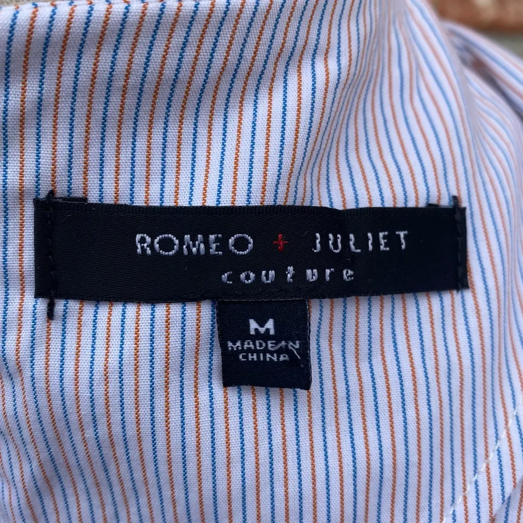 Romeo & Juliet Couture fan-sleeved pinstriped blouse / M / EUC* - Image 12