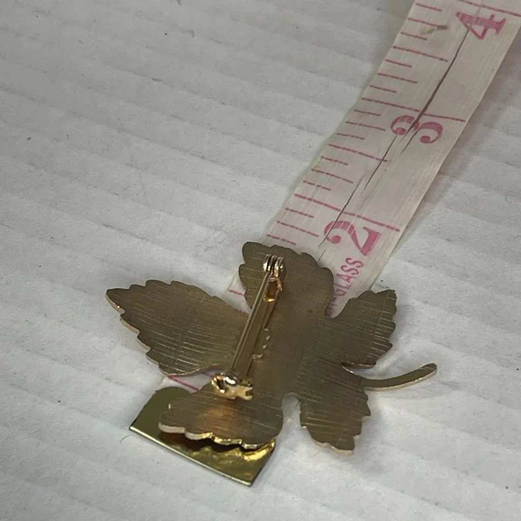 Vintage enamel maple leaf brooch. Gold - Image 5