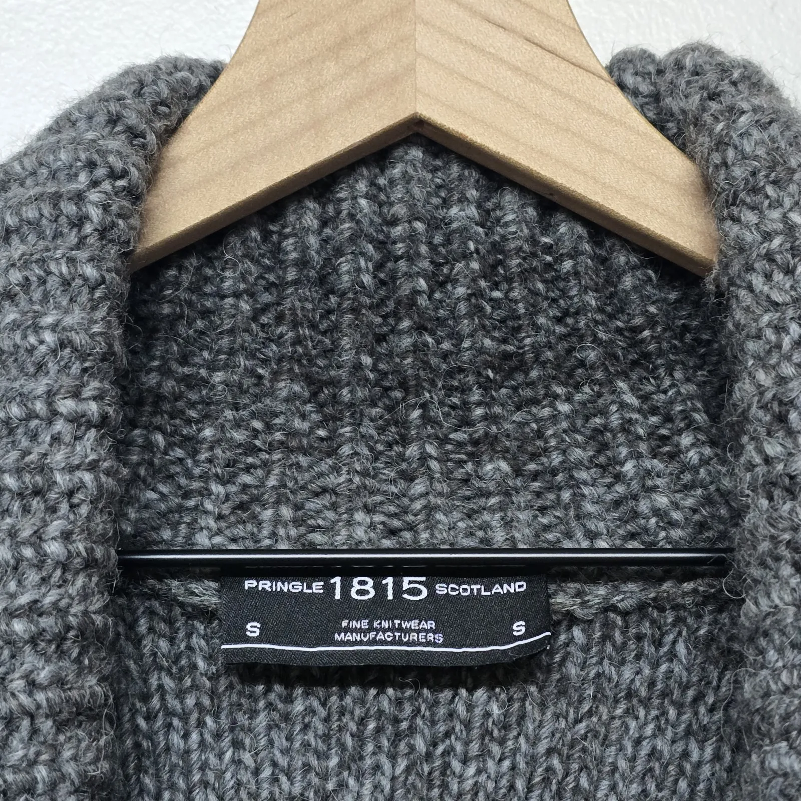 Pringle 1815 Scotland Alpaca Merino Wool Gray Belted Shawl Collar Sweater Vest S - Image 2