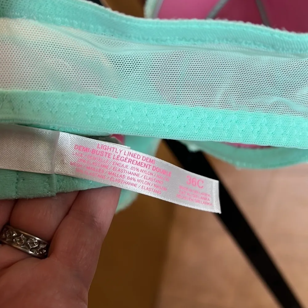 PINK Victoria’s Secret Lace Lightly Lined Demi Crème de Mint Size 36C - Image 7