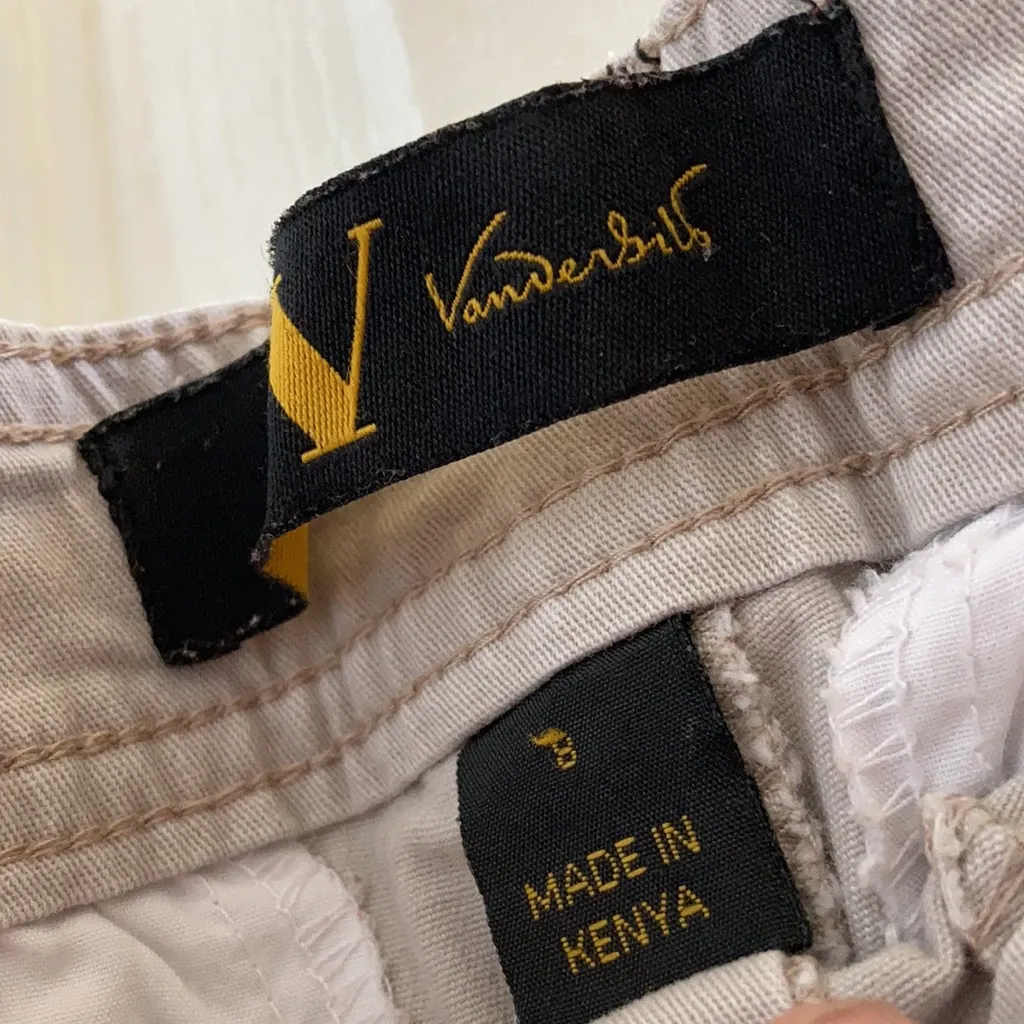 FINAL MARKDOWN Gloria Vanderbilt pants 8 - Image 4