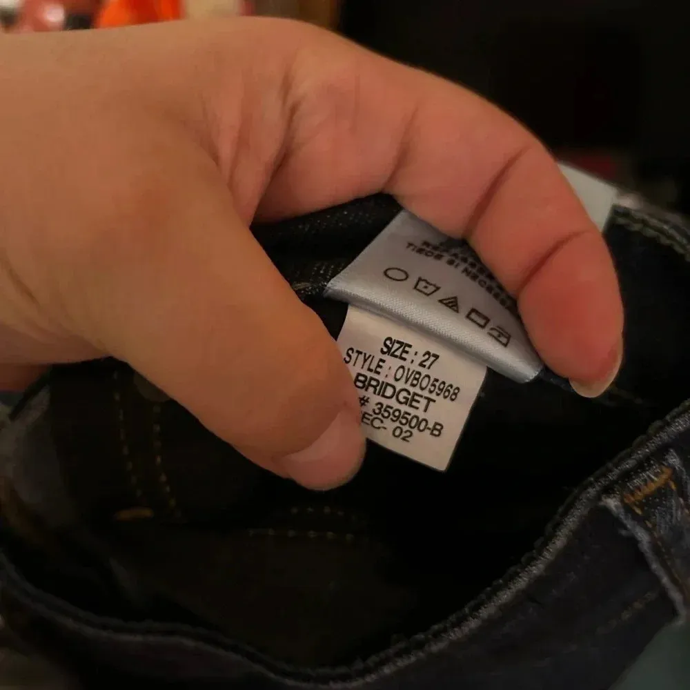 NWT LOFT GRAY LEGGING JEANS - Image 3