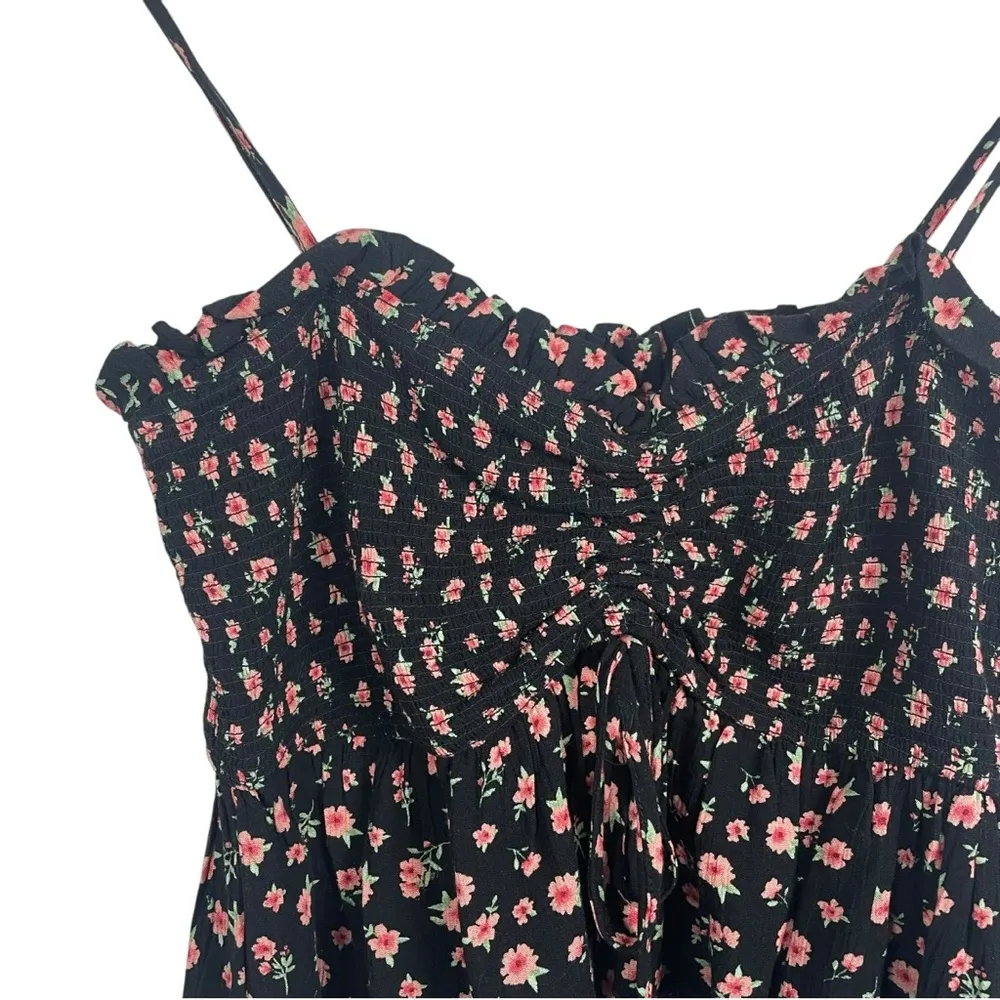 Forever21 Sweetheart Neck Floral Ruched Babydoll Blouse in Black/Pink Size M - Image 5
