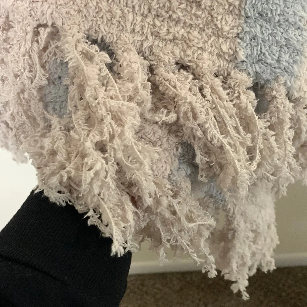 Barefoot Dreams Cozy Chic Beach Poncho Weather Fringe Beige Style 627 One Size - Image 6