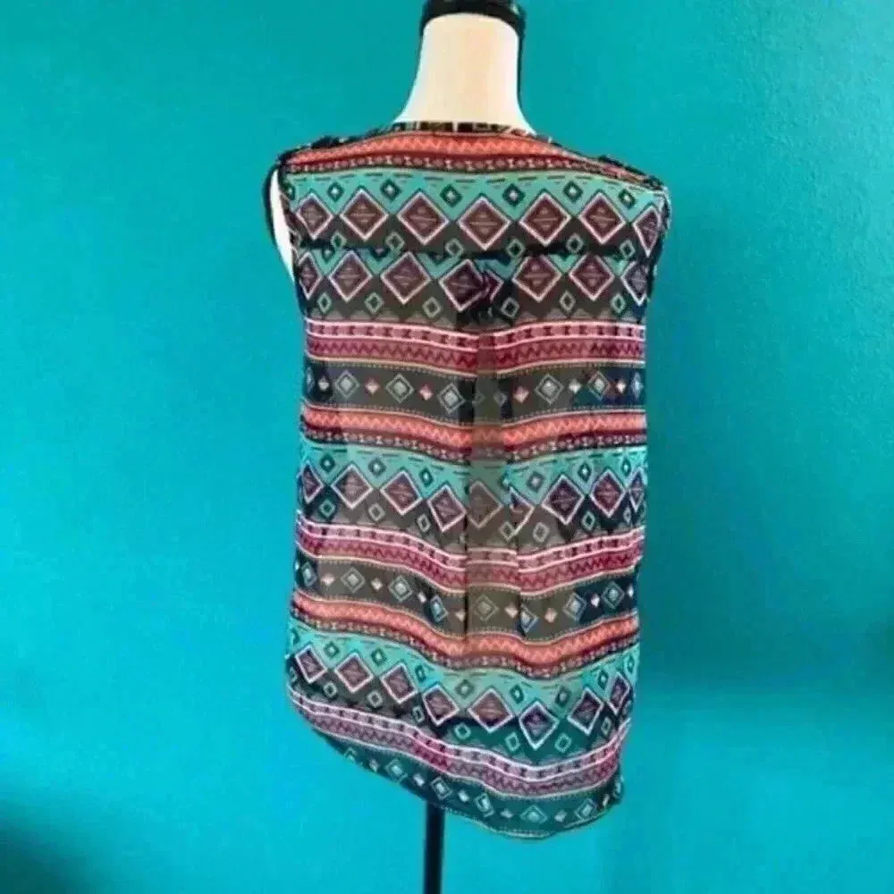 ⭐️ Sheer shirt from karlie - Image 3