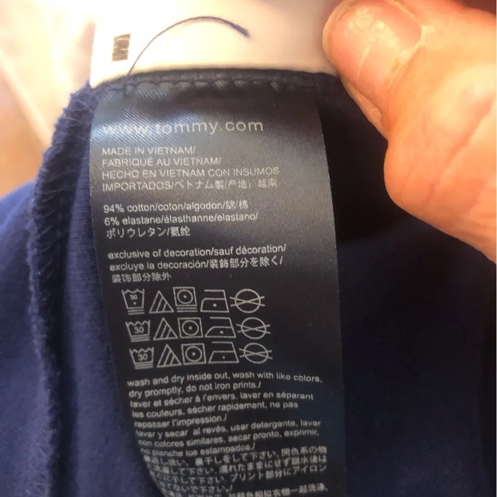 Tommy Hilfiger Polo Type Shirt Women’s Size Large - Image 9