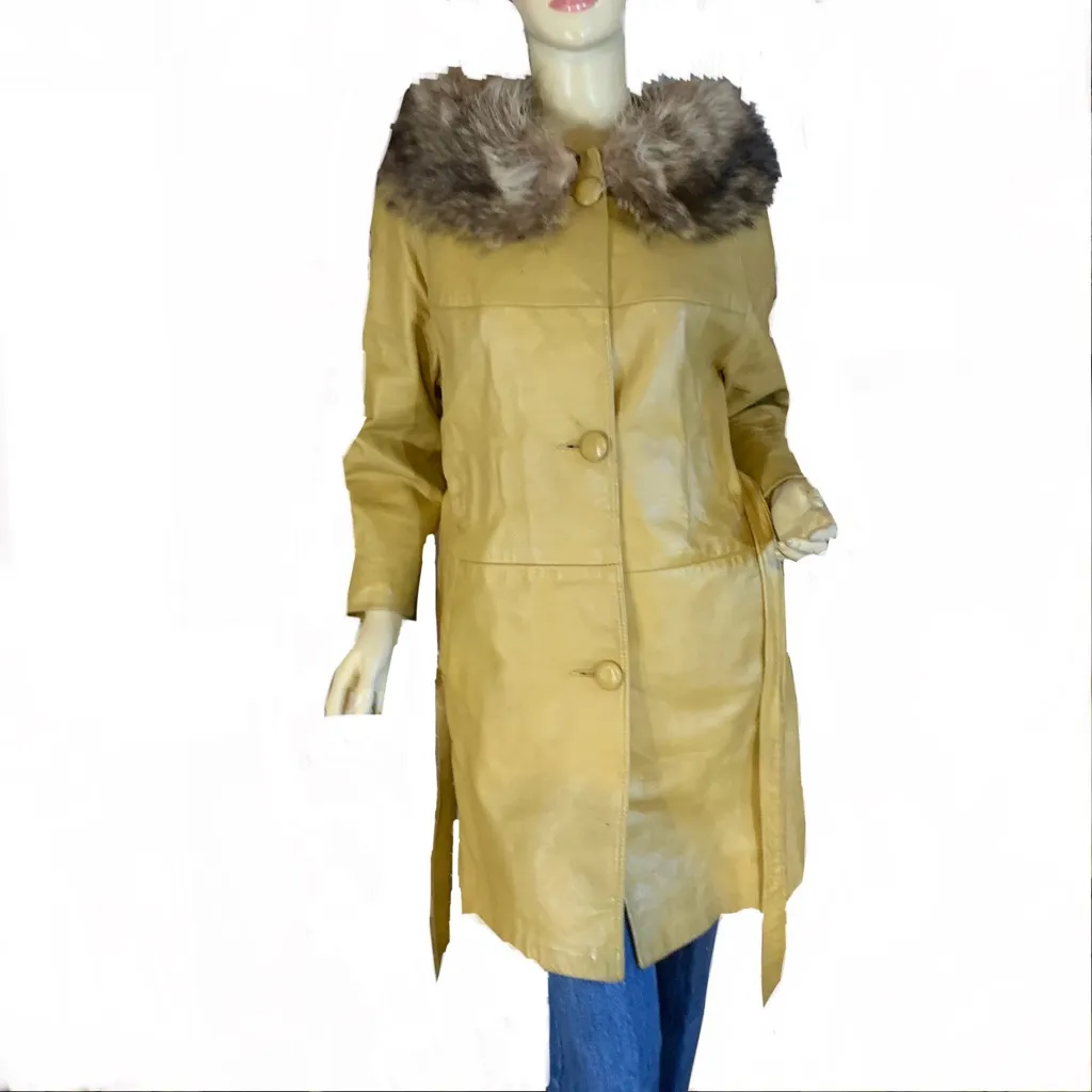 VINTAGE 1970'S BROWN LEATHER WITH BROWN FOX FUR COLLAR TRENCH COAT (S) - Image 6