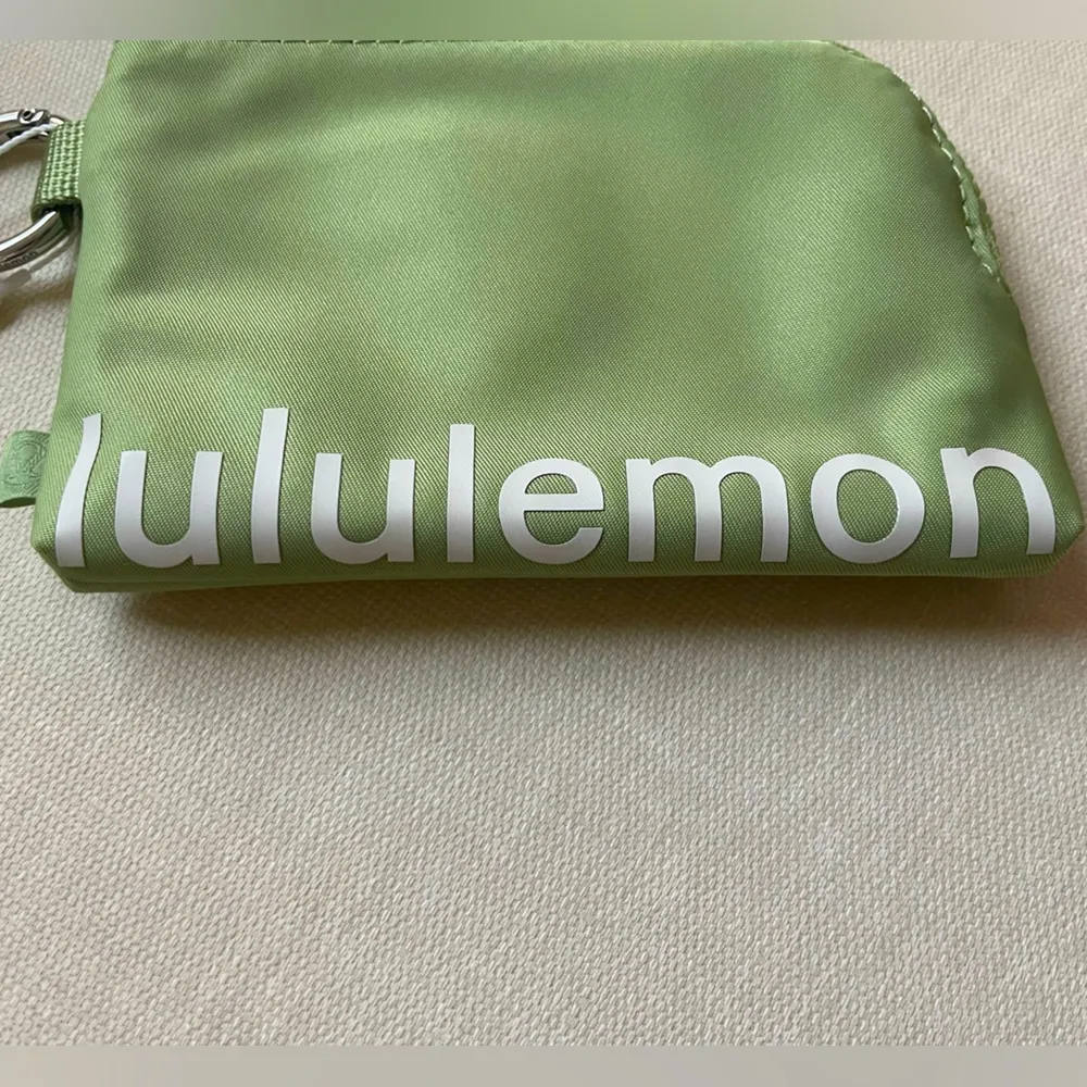Clippable Card Pouch - Edamame Green - Image 2