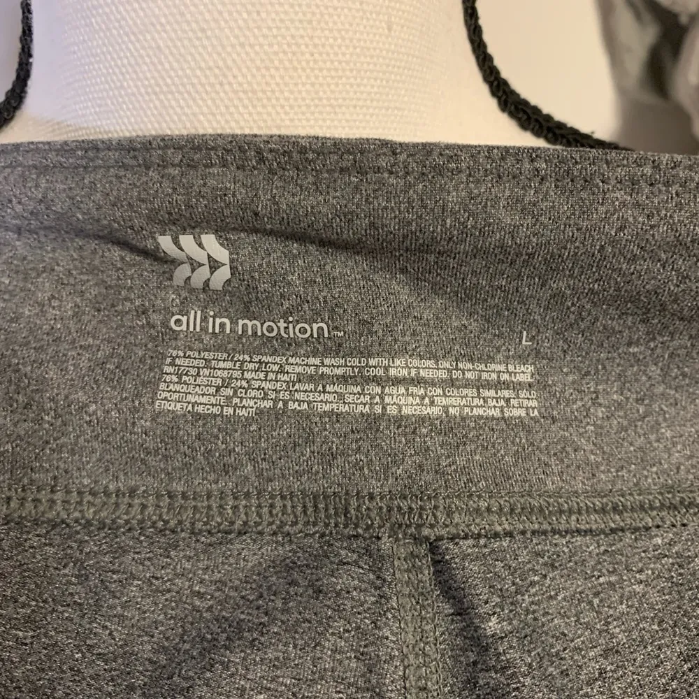 All in Motion Gray Capri Cropped Workout Leggings - Image 7