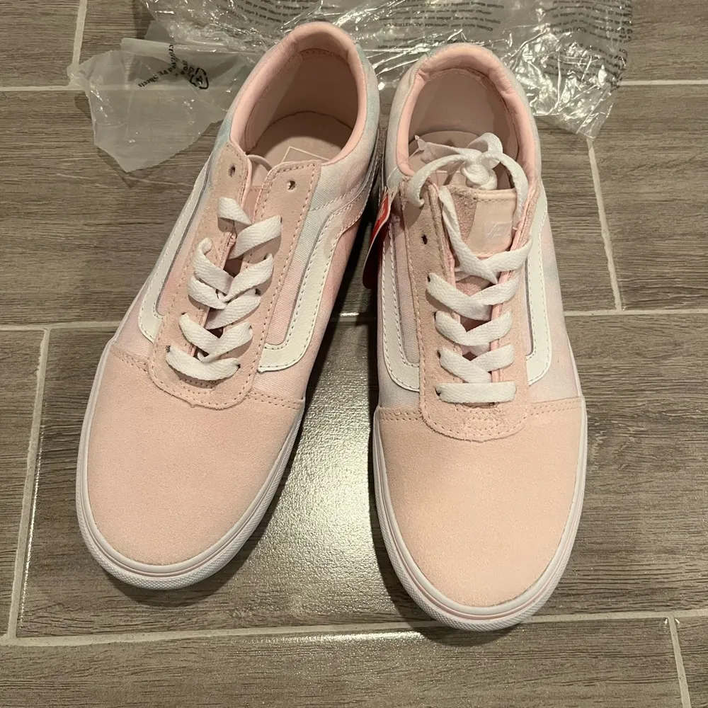 Vans womens pink shoes size 7.5 old skool platform - Image 3