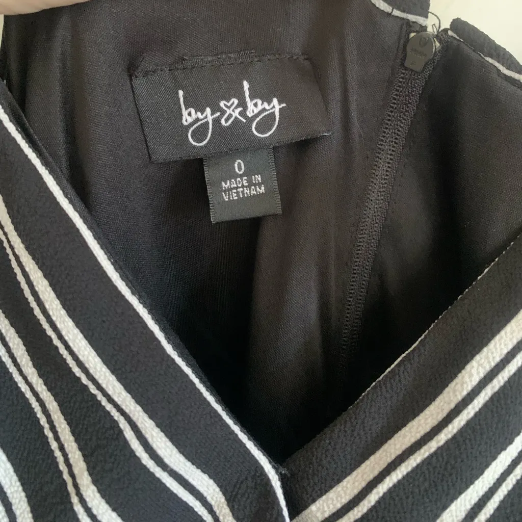 Off the Shoulder‎ Jumpsuit Black Size 0 - Image 4